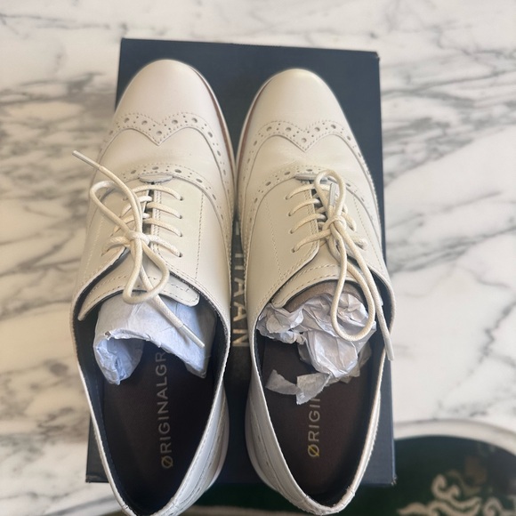 Cole Haan Women’s Original Grand Wingtip Oxford - Picture 5 of 5